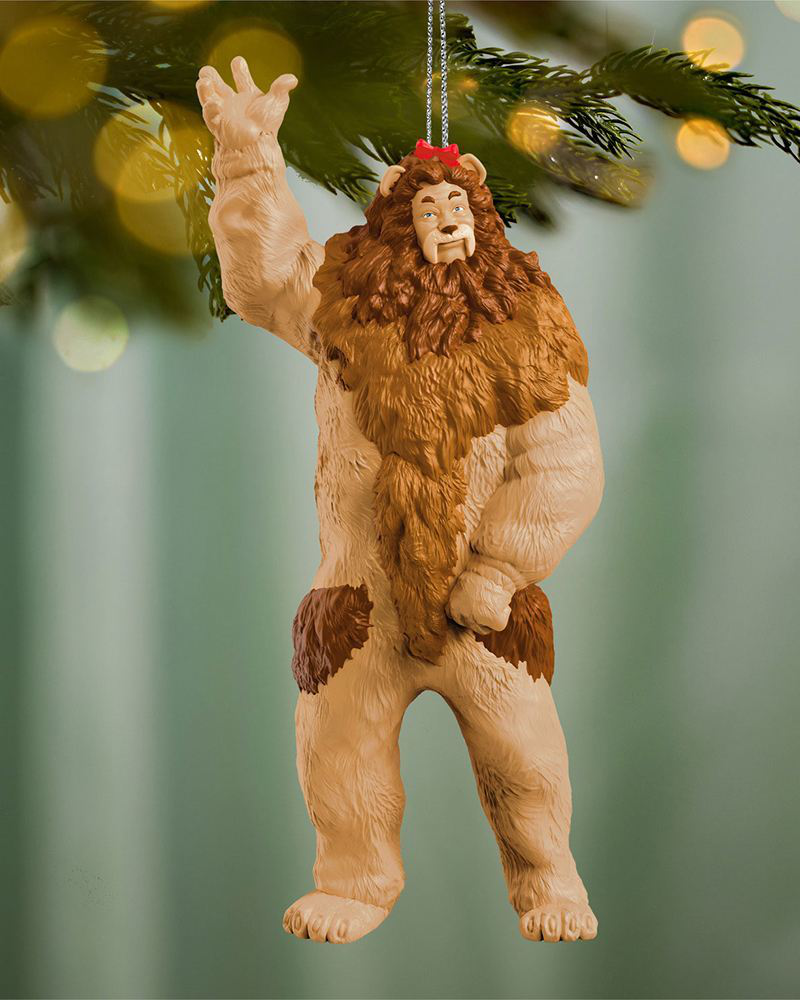 Hallmark Wizard of Oz Cowardly Lion Ornament