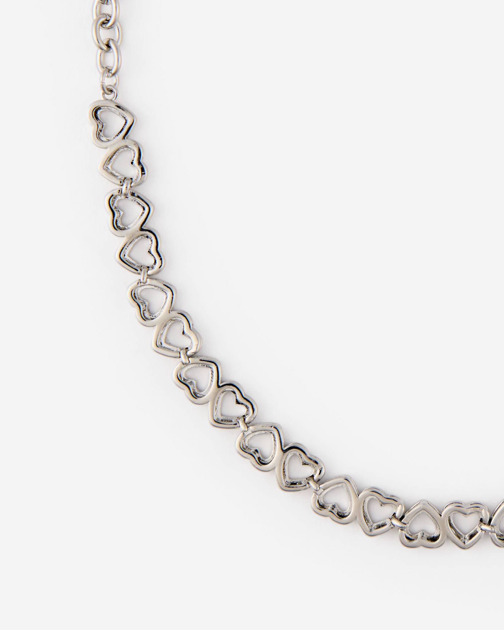 Heart Link Chain Necklace in Silver | Uncharted Threads | The Paper Store