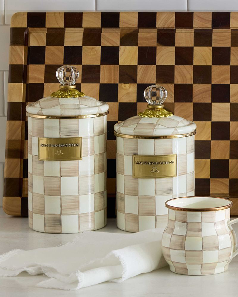 ぴ*ち様 マッキー社Mckアイボリーメジャーカップ Mocha Check Medium Canister | MacKenzie-Childs | The Paper Store