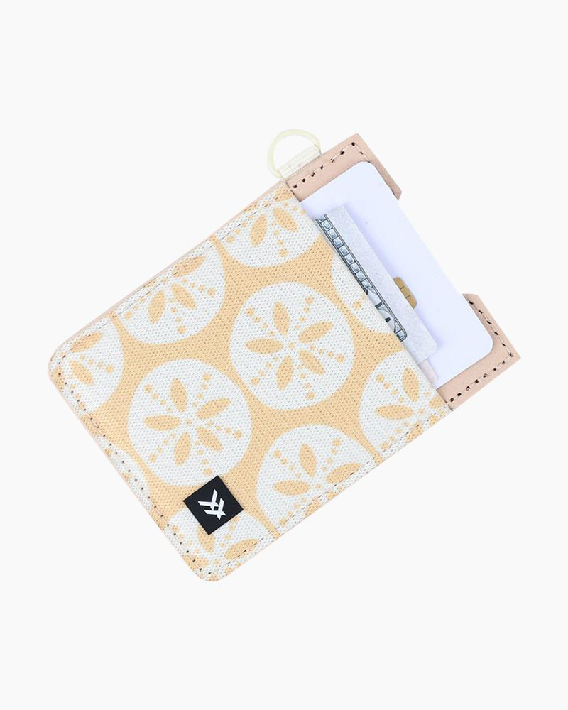 Sand Dollar Vertical Wallet | Thread Wallets | The Paper Store