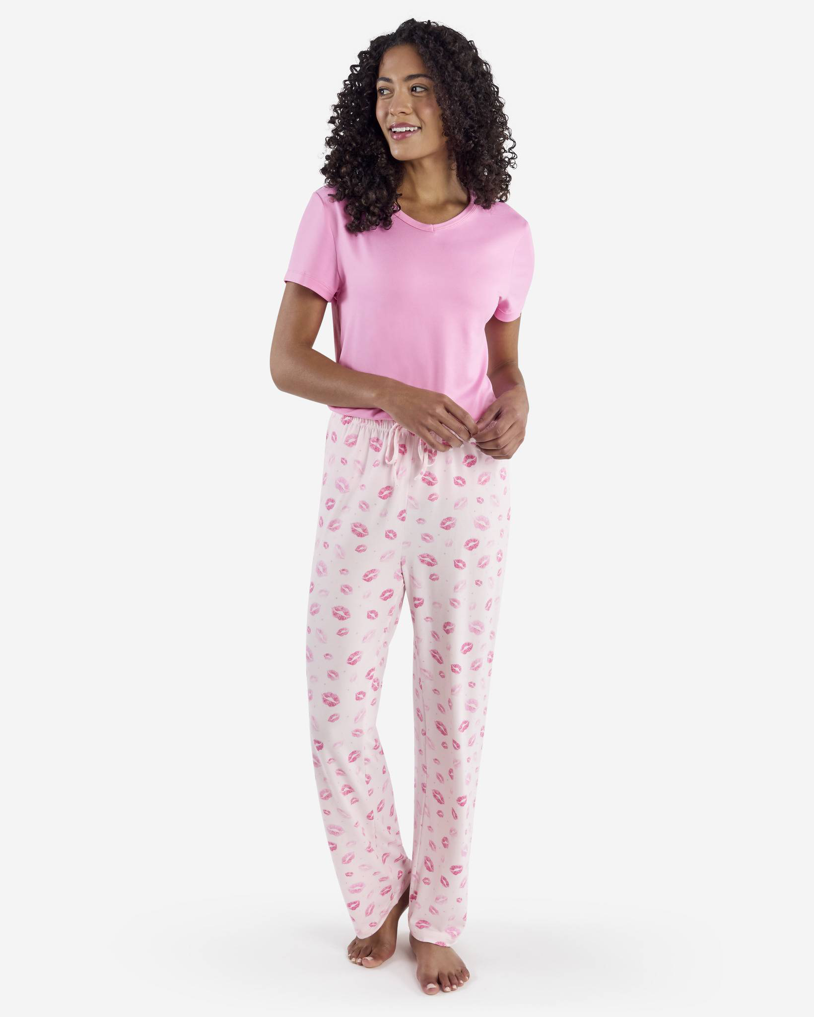 Misha&Puff ラッフルパンツ ピンク ボヘミア 6y Pink Lipstick Kiss Print PJ Lounge Pants | mia & tess | The Paper