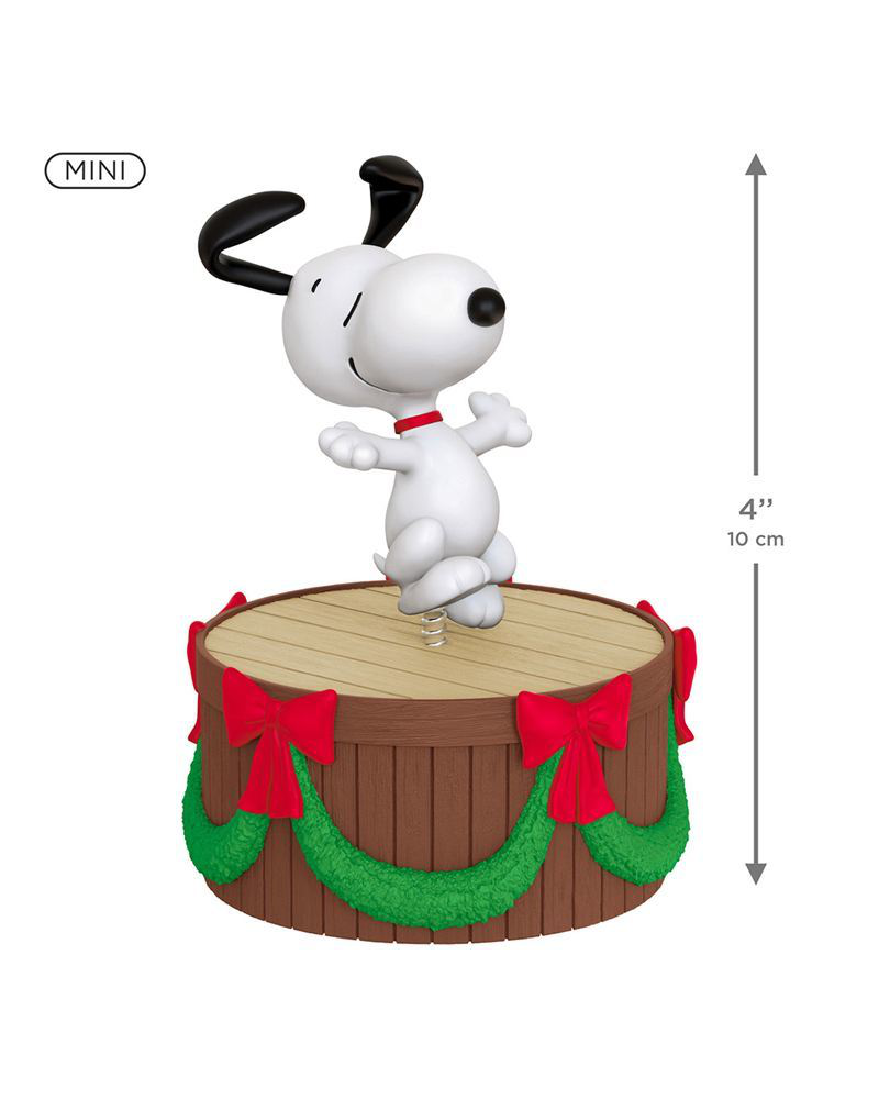Dancing Snoopy The PEANUTS® Gang ShowToppers Mini Tree Topper