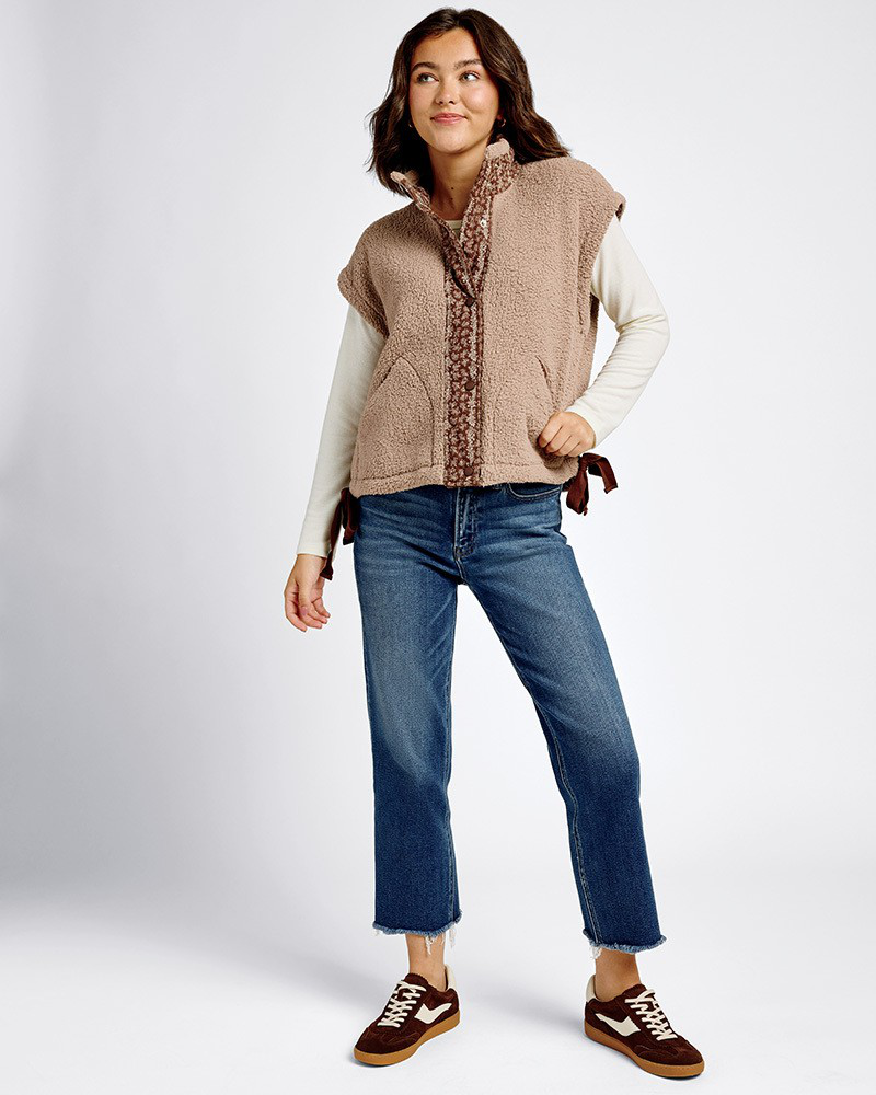 Side Bows Sherpa Fleece Vest in Mocha | Uncharted Threads | The